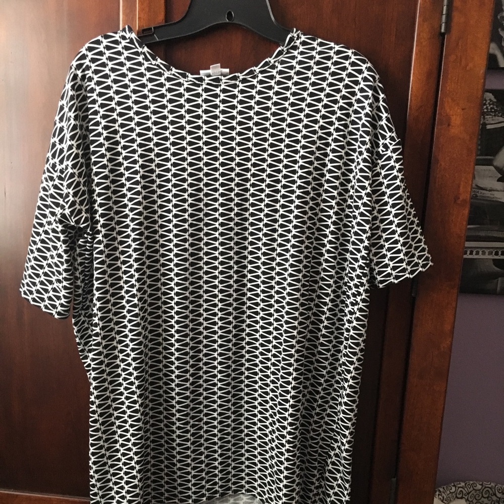 LuLaRoe Black and White Irma